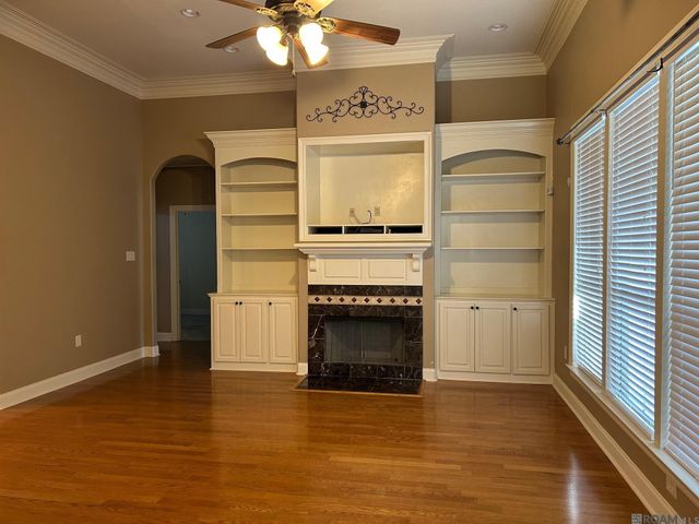 2034 Pointe South Dr, Zachary, LA 70791