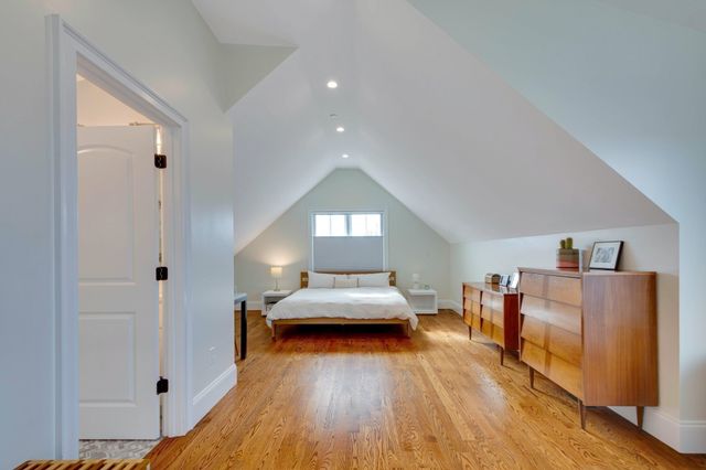 271 Gold St 2, Boston, MA 02127