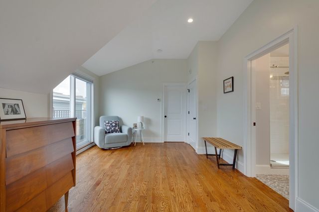 271 Gold St 2, Boston, MA 02127