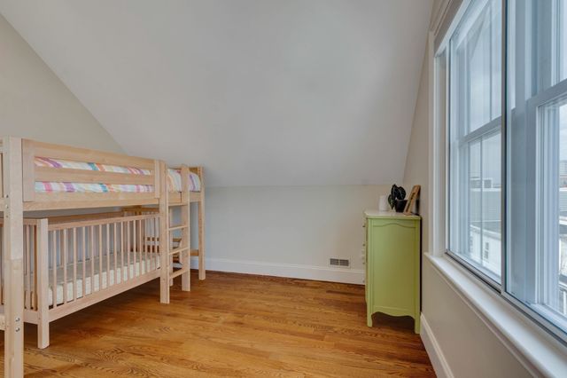 271 Gold St 2, Boston, MA 02127