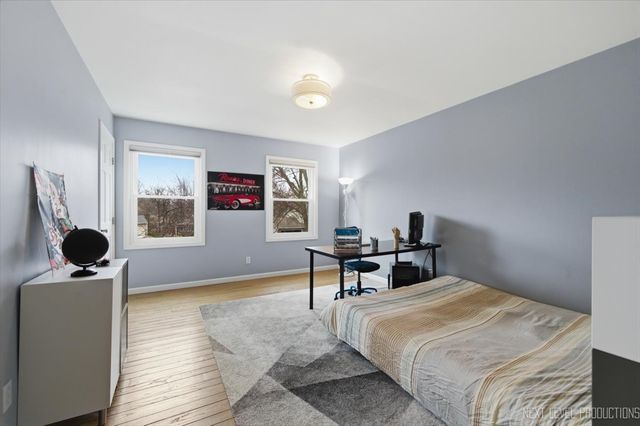 635 Kingsbury Court, Batavia, IL 60510