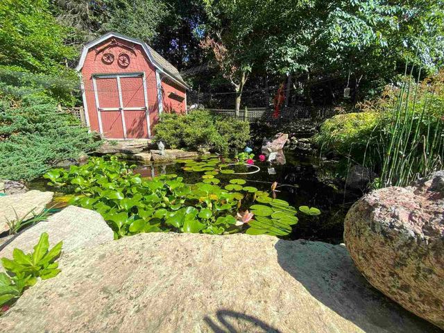 635 Kingsbury Court, Batavia, IL 60510