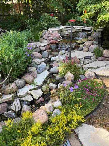 635 Kingsbury Court, Batavia, IL 60510