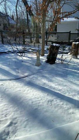 635 Kingsbury Court, Batavia, IL 60510