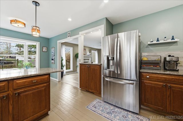 635 Kingsbury Court, Batavia, IL 60510