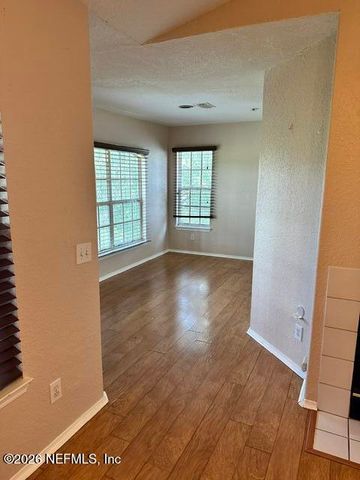 1701 THE GREENS Way 732, Jacksonville Beach, FL 32250