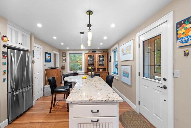 4569 EDGEWATER BEACH ROAD, Green Bay, WI 54311