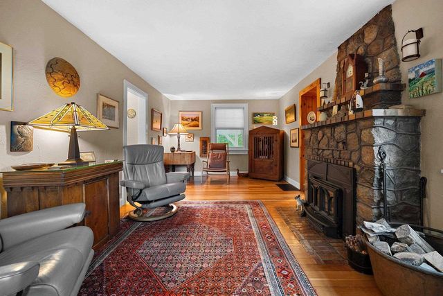 4569 EDGEWATER BEACH ROAD, Green Bay, WI 54311