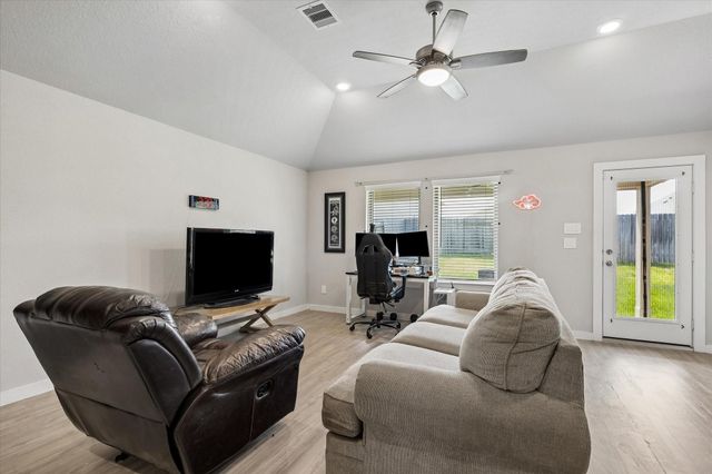 249 Rustic Ridge Circle, Magnolia, TX 77354