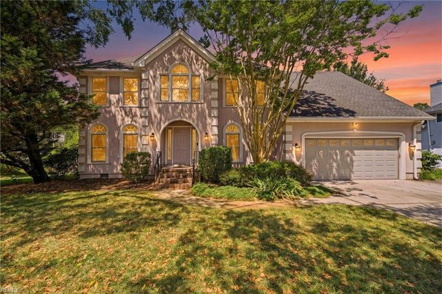 220 Marsh Island DR, Chesapeake, VA 23320