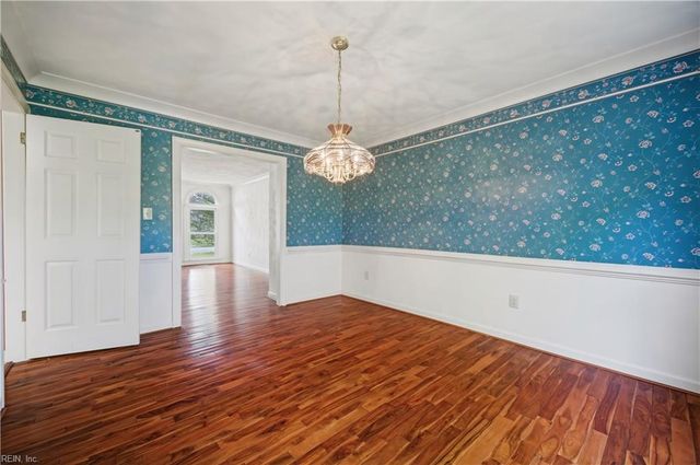 220 Marsh Island DR, Chesapeake, VA 23320
