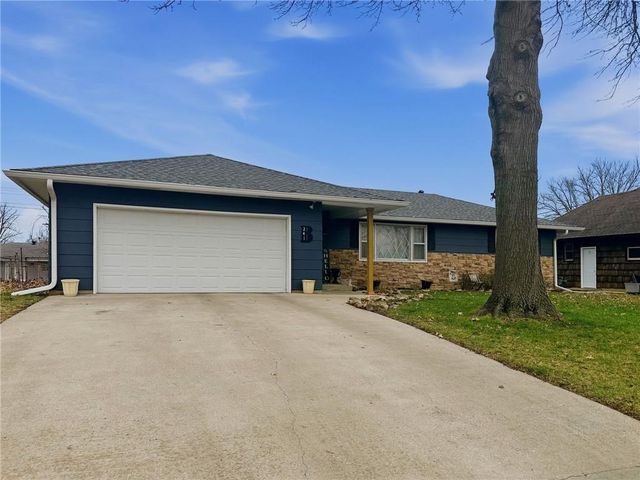 241 Southwest Drive, Chillicothe, MO 64601