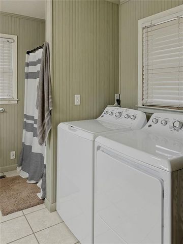 241 Southwest Drive, Chillicothe, MO 64601