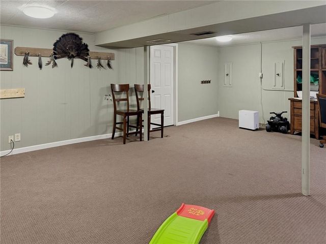 241 Southwest Drive, Chillicothe, MO 64601