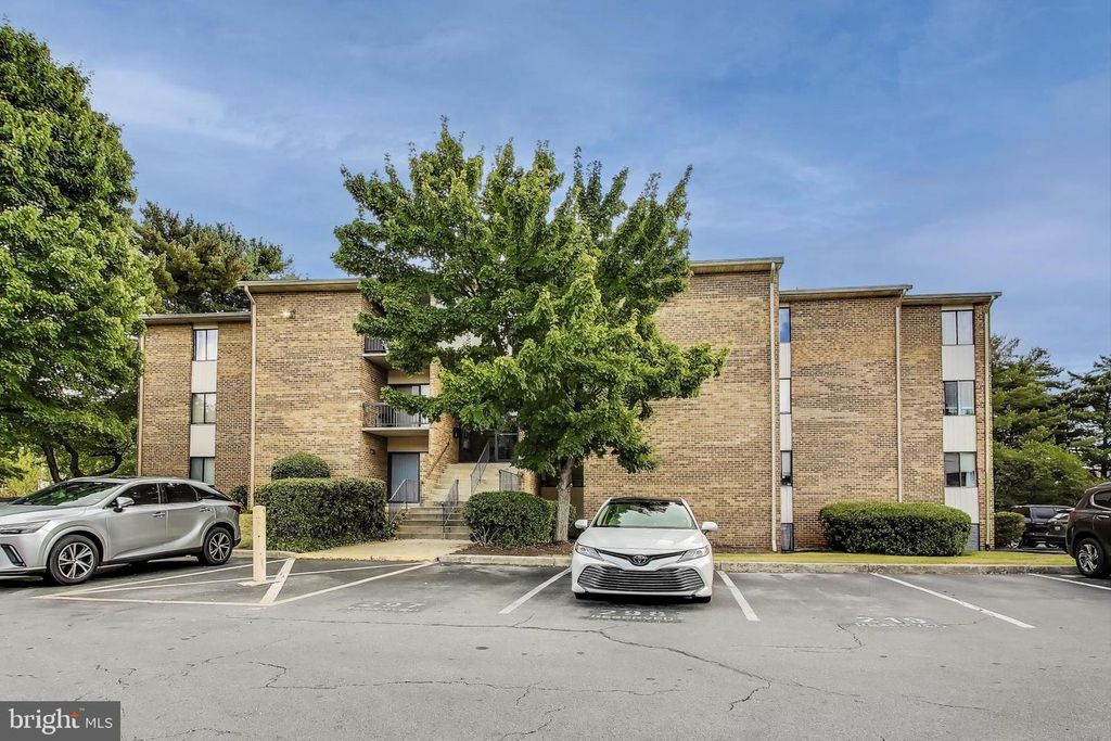11230 CHERRY HILL RD #183, Beltsville, MD 20705
