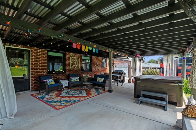234 W End Hts, Lebanon, TN 37087