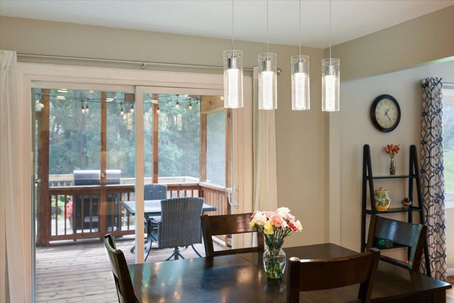 8944 Darnel Road, Eden Prairie, MN 55347