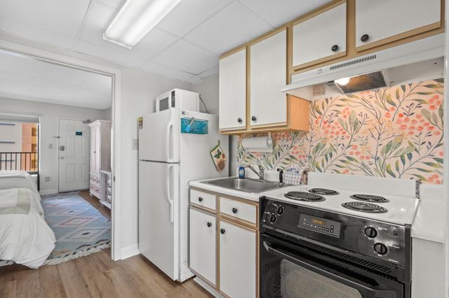 501 S Ocean Blvd Unit 708, North Myrtle Beach, SC 29582