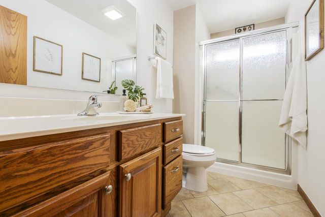 33197 S Lakeshore DRIVE, Burlington, WI 53105