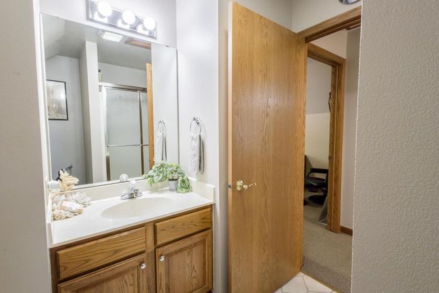 33197 S Lakeshore DRIVE, Burlington, WI 53105