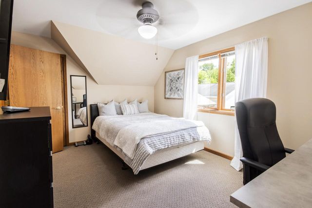 33197 S Lakeshore DRIVE, Burlington, WI 53105