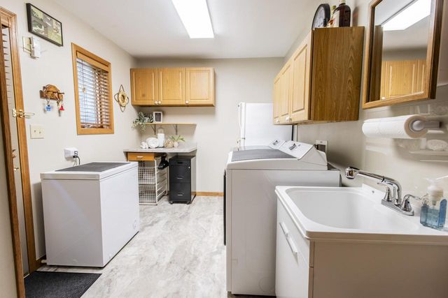 33197 S Lakeshore DRIVE, Burlington, WI 53105