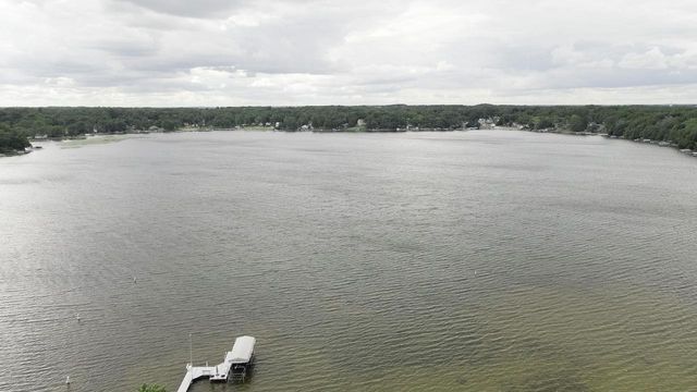 33197 S Lakeshore DRIVE, Burlington, WI 53105