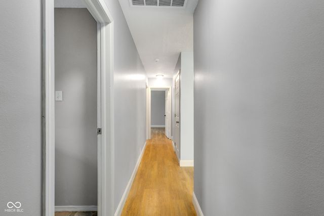 2001 W Woodmont Drive, Muncie, IN 47304