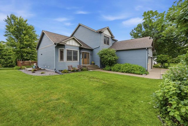 1124 Garden Brook Drive, Sauk Rapids, MN 56379