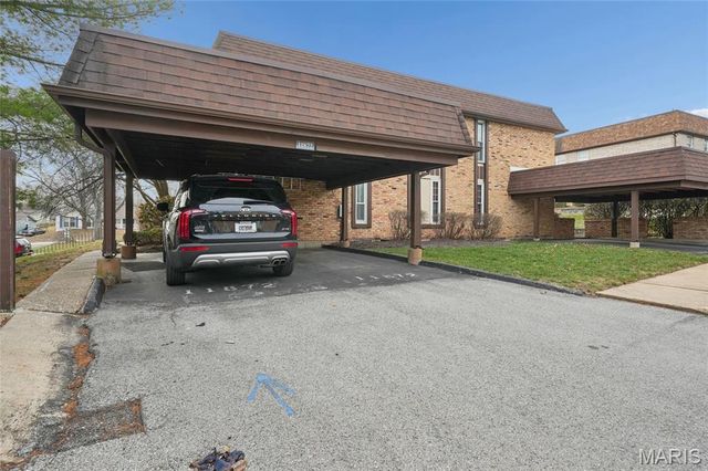 11872 Cresta Verde Drive D, St Louis, MO 63146