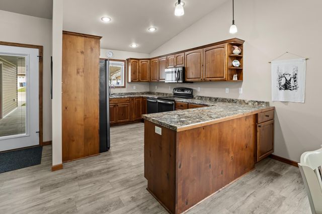 2314 Westgate Drive, Hawley, MN 56549