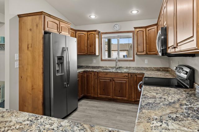 2314 Westgate Drive, Hawley, MN 56549