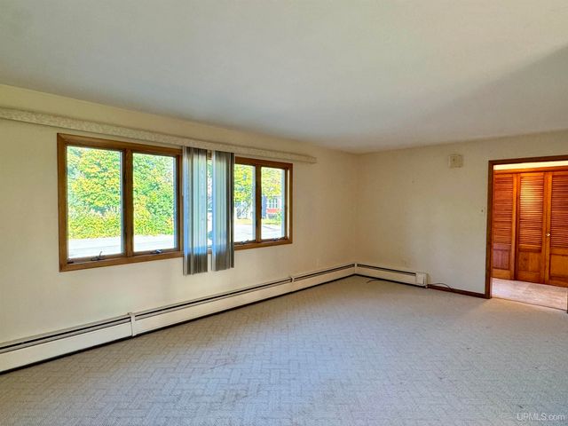 51 1st Street, Laurium, MI 49913