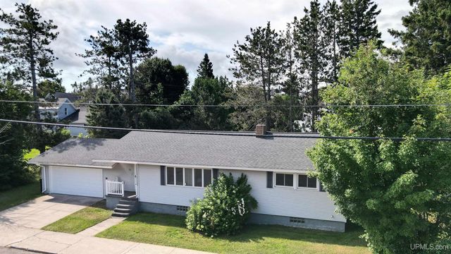 51 1st Street, Laurium, MI 49913