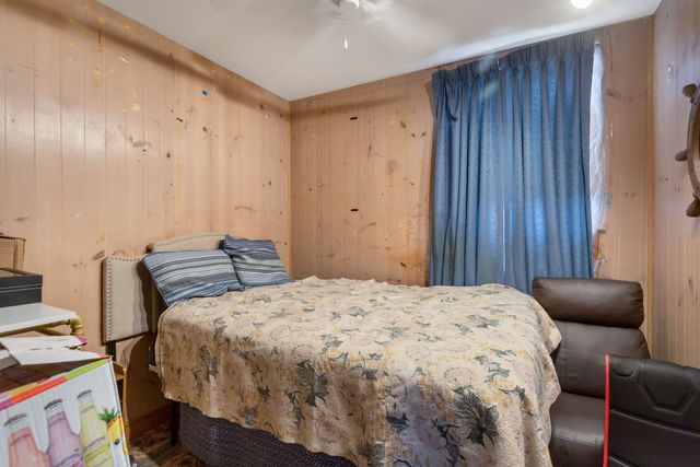 1032 S Maple Avenue, Oak Park, IL 60304