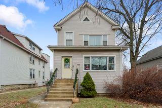 1032 S Maple Avenue, Oak Park, IL 60304