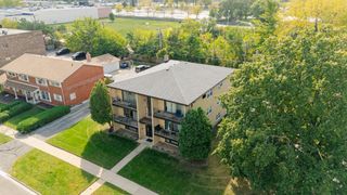 4335 Lindenwood Drive, Matteson, IL 60443