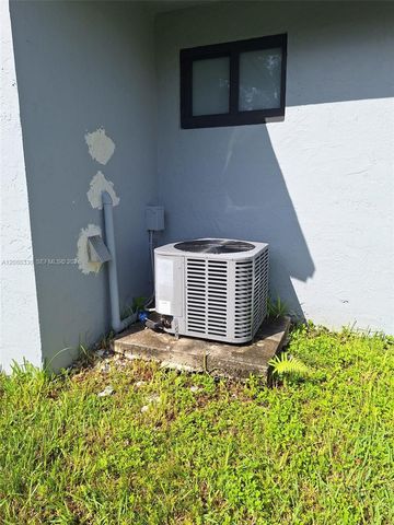 432 NW 15th Street, Florida City, FL 33034