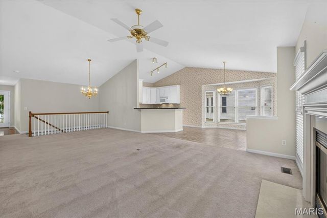 51 Huntgate Drive 9A, St Peters, MO 63376
