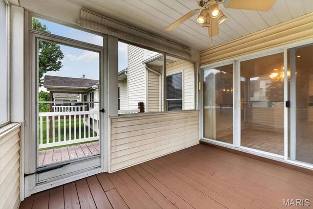 51 Huntgate Drive 9A, St Peters, MO 63376