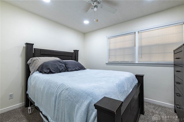 3700 Fiesta Way, Middletown, OH 45044