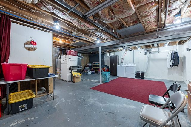 3700 Fiesta Way, Middletown, OH 45044