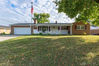3700 Fiesta Way, Middletown, OH 45044