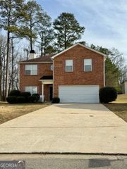 1916 Chadberry Walk, Stockbridge, GA 30281