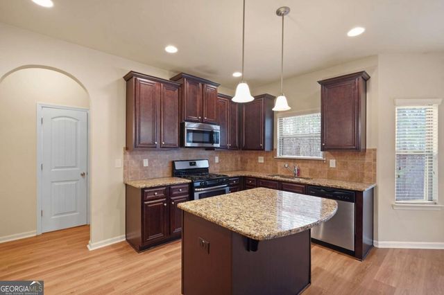 4437 Cavitt Mill Court, Ellenwood, GA 30294