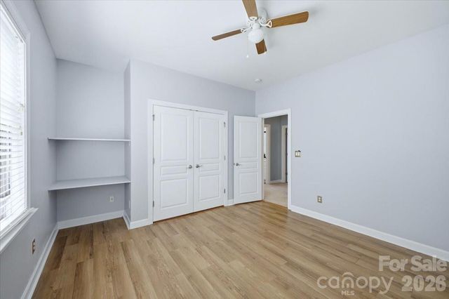 1825 Laveta Road, Charlotte, NC 28269