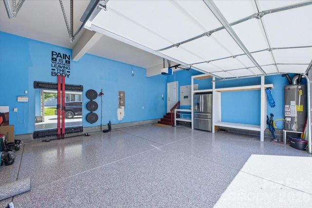 1825 Laveta Road, Charlotte, NC 28269