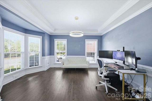 1825 Laveta Road, Charlotte, NC 28269