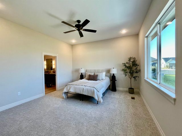 2591 N Doris Ct, Wichita, KS 67205