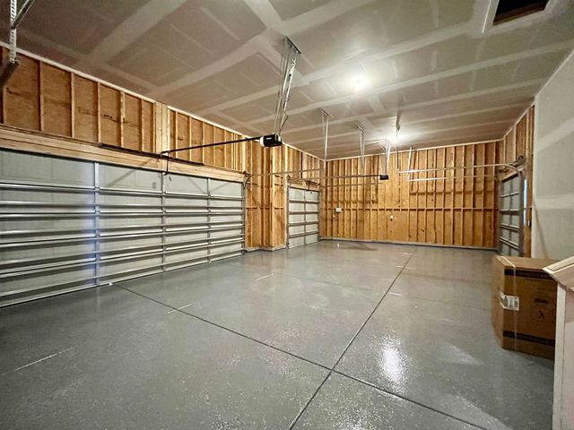 2591 N Doris Ct, Wichita, KS 67205